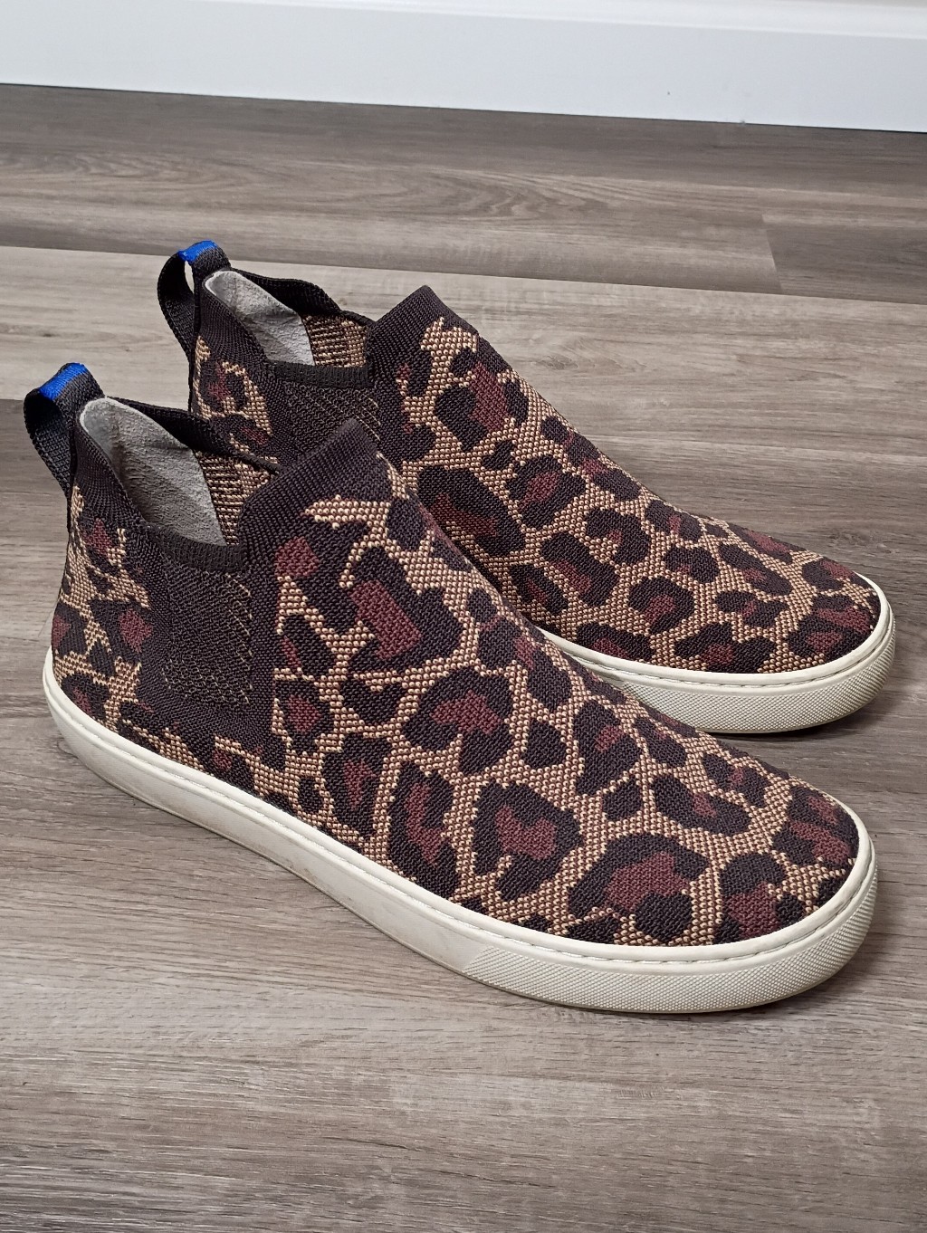 Rothys Womens Classic Brown Cheetah Print Chelsea Wildcat Pull On Ankle Boot 9.5